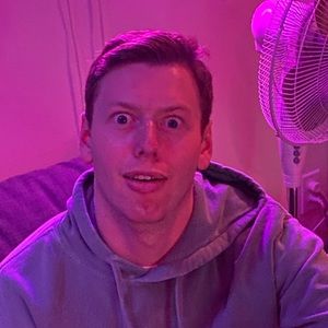 Meet your Posher, Aaron